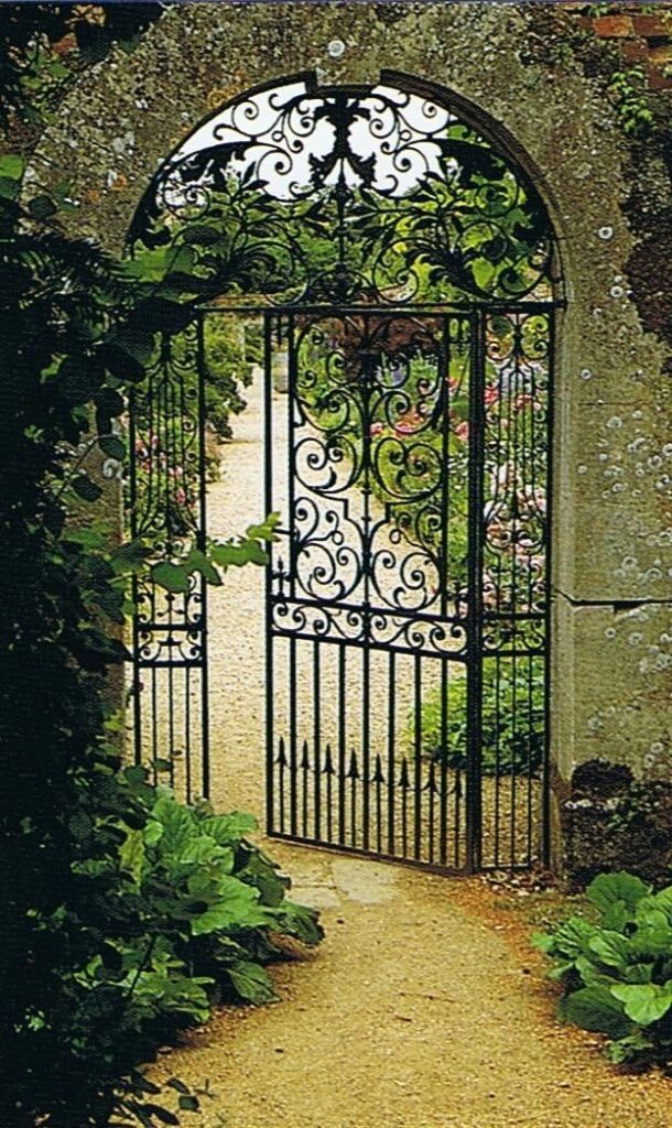 iron gate design for garden
