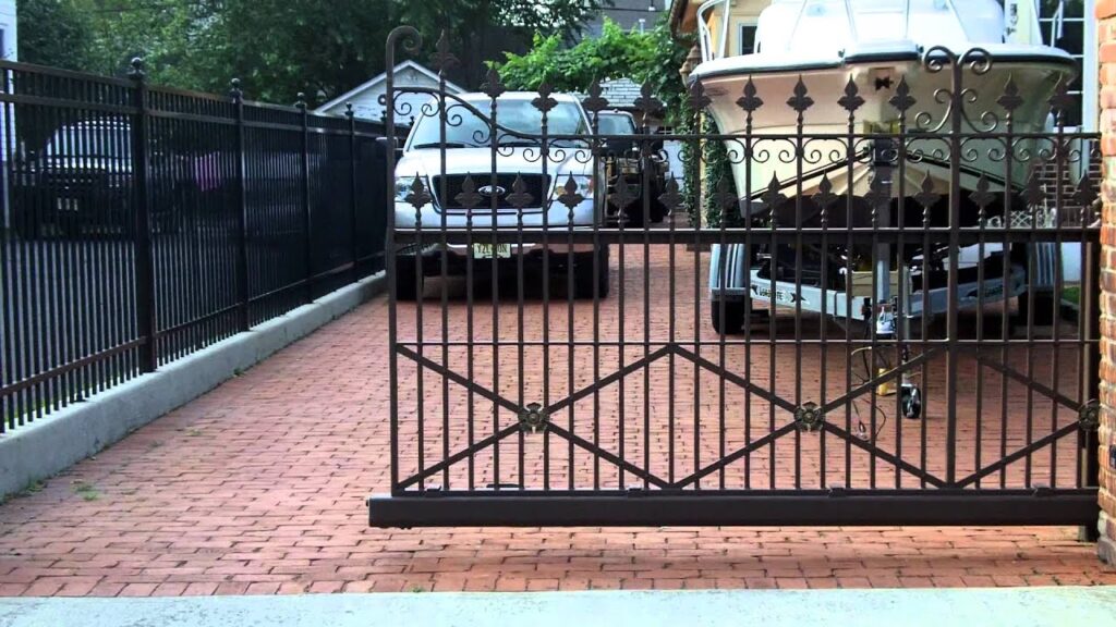 Sliding Iron Gate Design