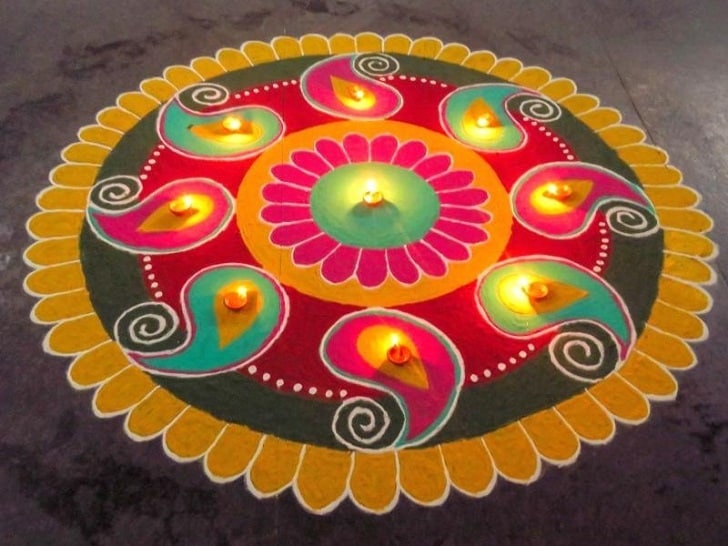 Circle Rangoli Designs for Diwali Photos
