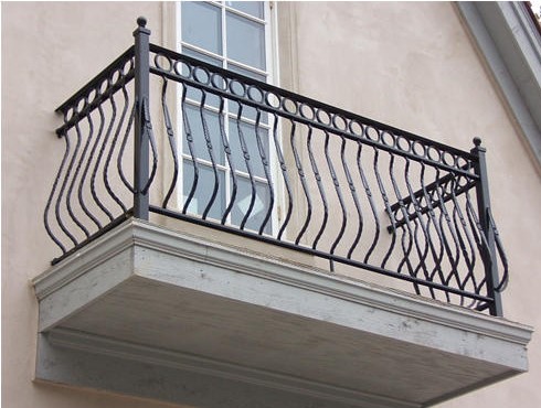 Modern Iron Railing Design for Balcony