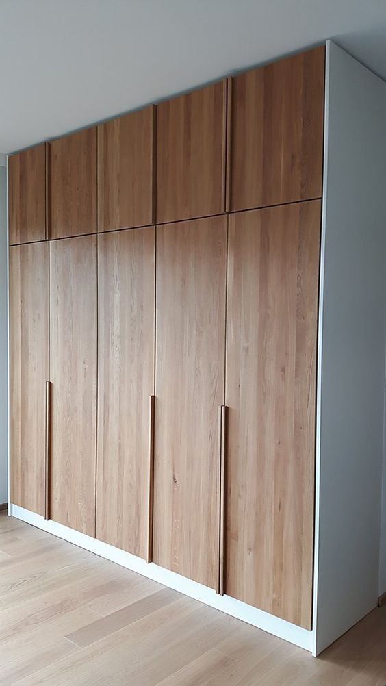 Wardrobe Design in Wall