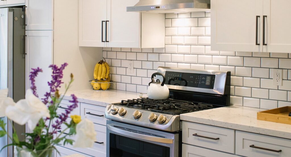 Modern Kitchen Wall Tiles Design Ideas