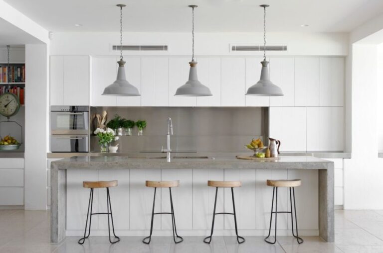 Modern White And Grey Kitchens 1 768x509 