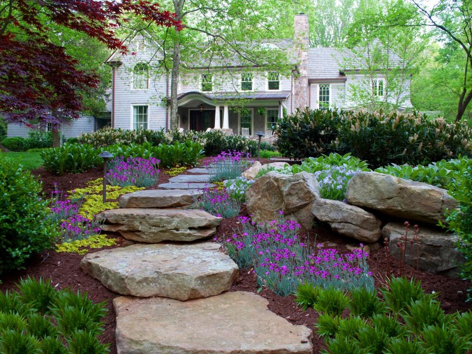 Front Yard Flower Bed Ideas 2022