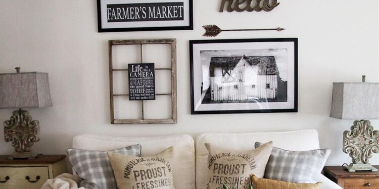 16 Unique Living Room Farmhouse Wall Decor Ideas to Fill That Blank Wall in Your Home!