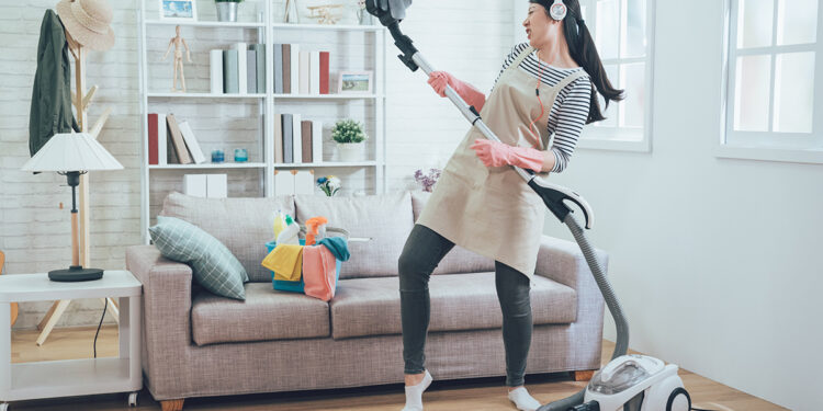 How to Spring Clean Your Whole House: A Step-By-Step Guide