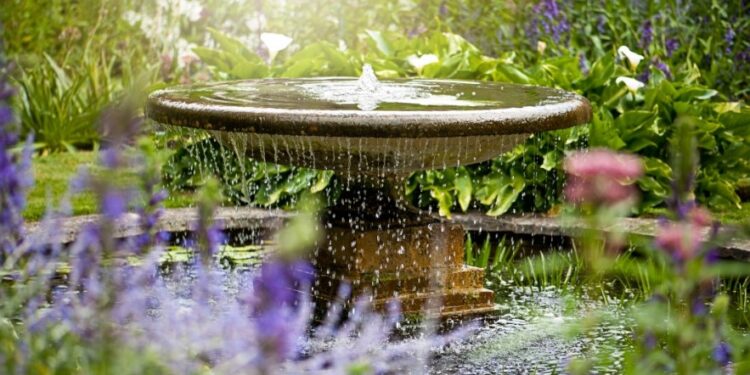 How to Choose the Right Water Fountain for Garden?