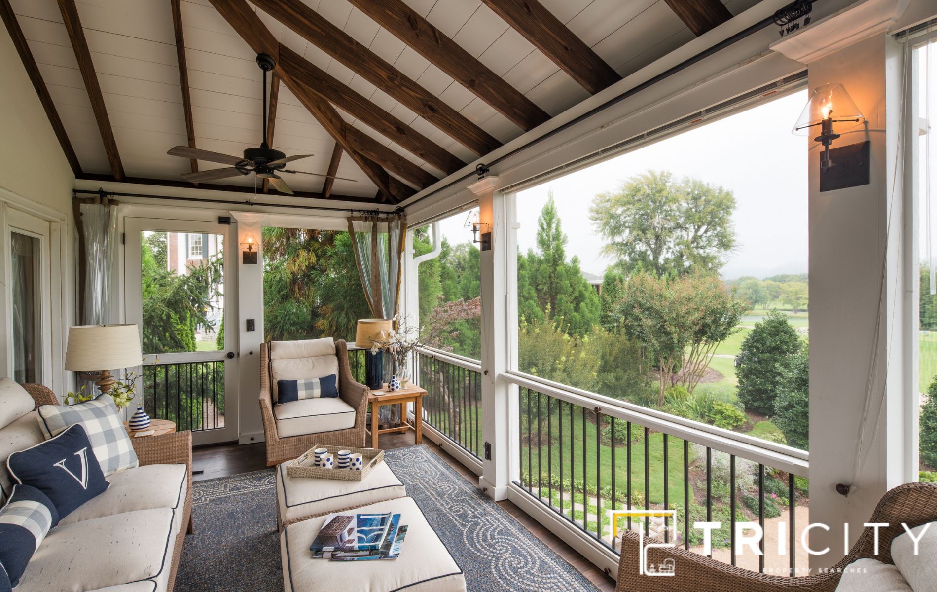 15-inexpensive-porch-ceiling-ideas-for-a-lovely-yard