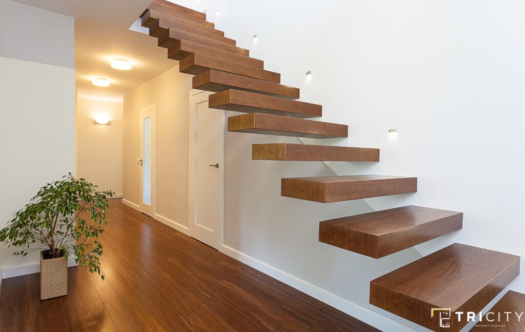 Wooden Limited Space Small Space Stairs Design 