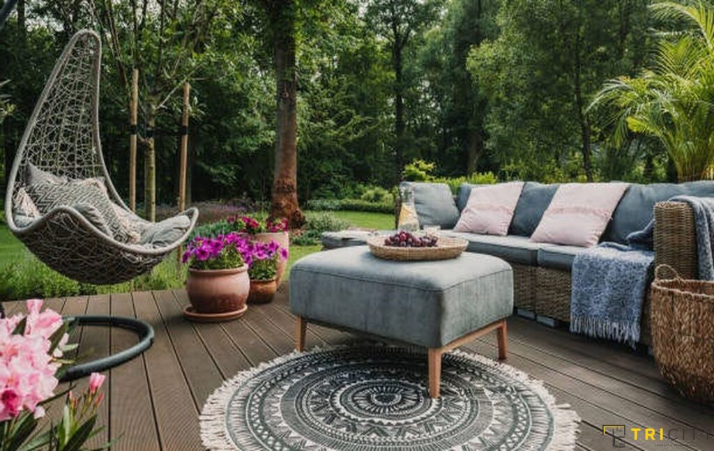 DIY Projects to Create an Outdoor Living Space on a Budget